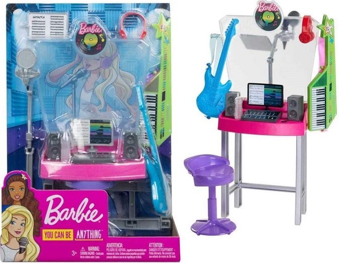 Barbie Arredi Carriere – Mattel GJL67 – Studio di Regiastrazione