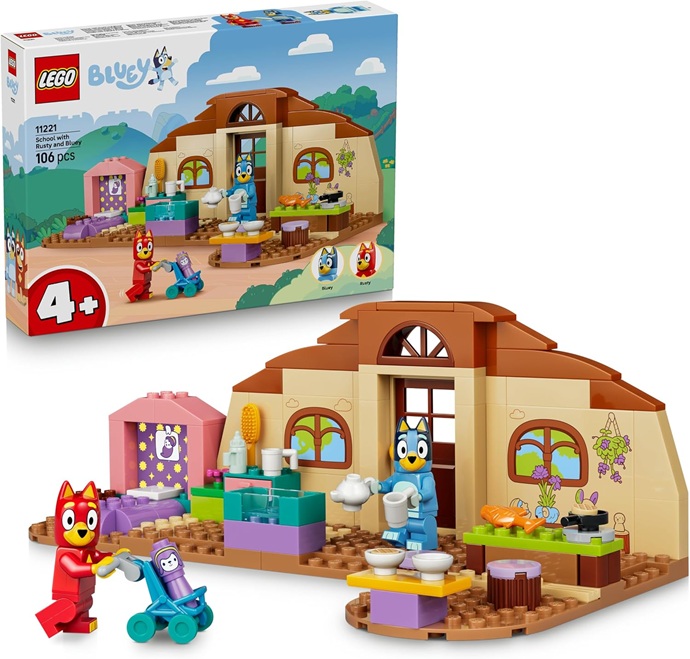 LEGO Bluey A Scuola con Rusty e Bluey – Giochi Didattici con Cucina, Caffè, 2 Minifigure, Accessori e Cibo Giocattolo – Set Montessori – Regalo di Compleanno per Bambine e Bambini da 4 Anni – 11221
