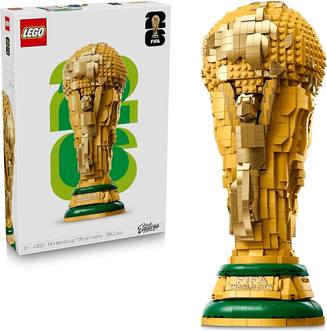 LEGO Editions Trofeo Ufficiale della Coppa del Mondo FIFA – Kit di Modellismo Fai da Te 3D con Minifigure da Collezione – Regalo per Ragazzi e Ragazze da 12 Anni in su e Adulti Fan dello Sport – 43020
